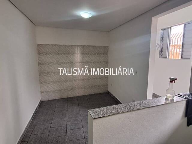 #CA378 - Casa para Locação em Taboão da Serra - SP - 1